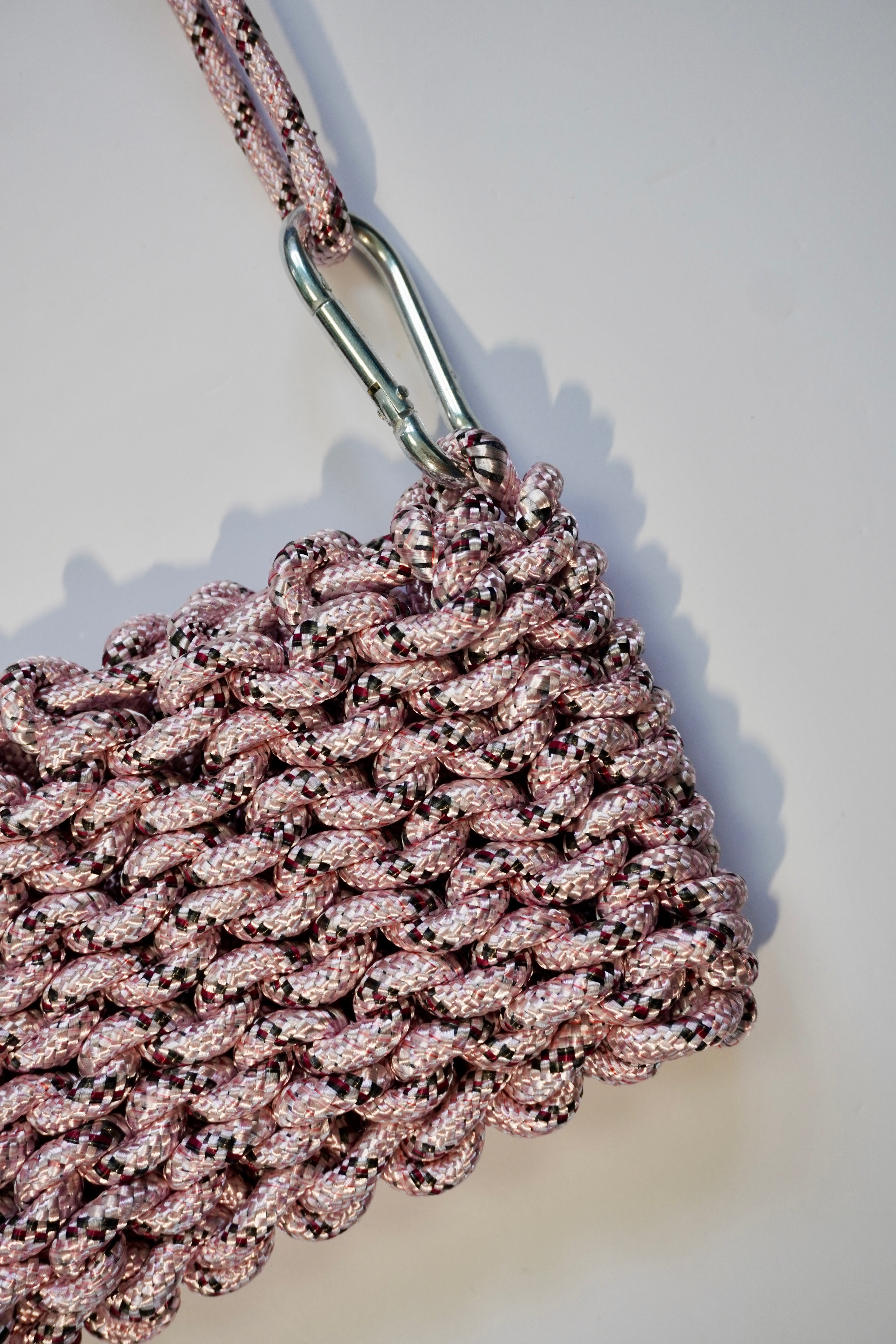 Nudos Daily- Bright Pink