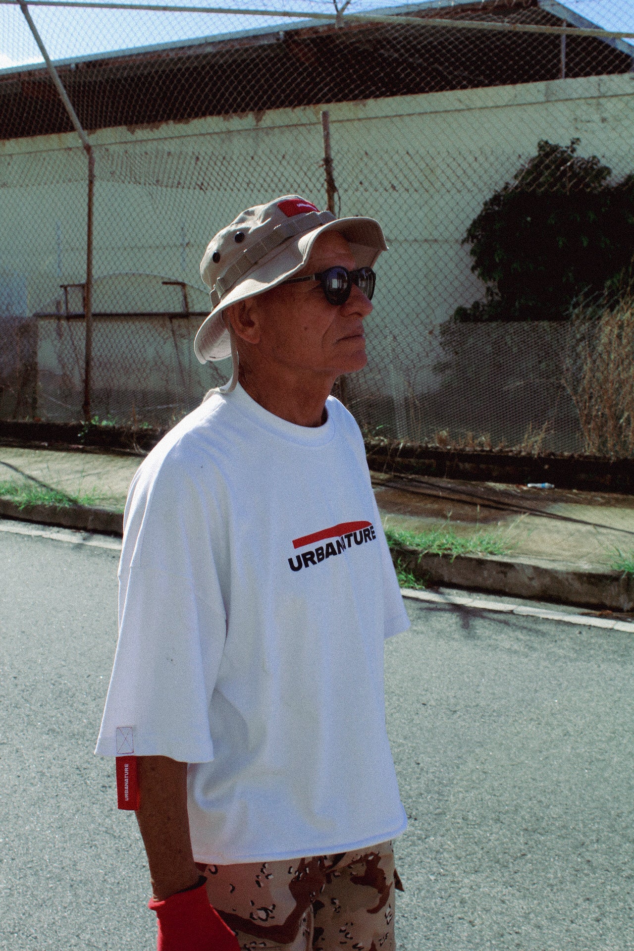 T-shirt- White